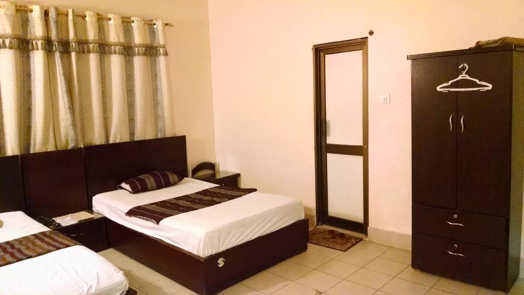 Embassy Lodge Karachi Eksteriør bilde
